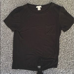 Black Tie-Crop T-shirt